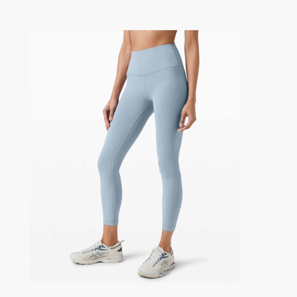 NWOT Lululemon Chambray Wunder Under Train
